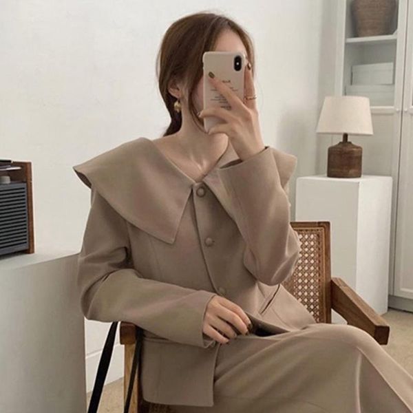 autumn winter women minimalist coat long sleeve single breasted loose solid color elegant ladies jackets casual mujer chaqueta, Black;brown
autumn winter women minimalist coat long sleeve single breasted loose solid color elegant ladies jackets casual mujer chaqueta, Black;brown