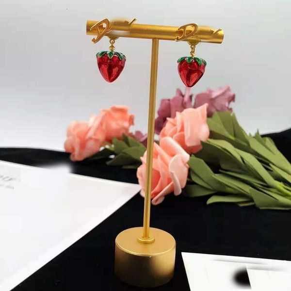 d home letter strawberry drop glue brass earrings 2021 ferry 18k925 sier needle earrings female, Golden
d home letter strawberry drop glue brass earrings 2021 ferry 18k925 sier needle earrings female, Golden