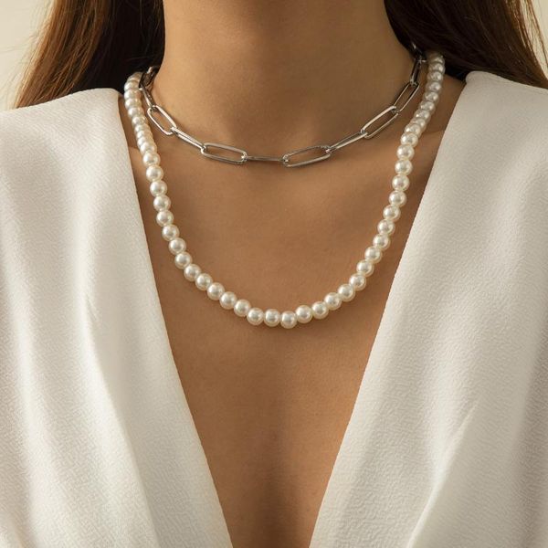 chokers 2021 vintage elegant simple imitation pearl round hollow chain necklace for women girls punk clavicle jewelry, Golden;silver
chokers 2021 vintage elegant simple imitation pearl round hollow chain necklace for women girls punk clavicle jewelry, Golden;silver