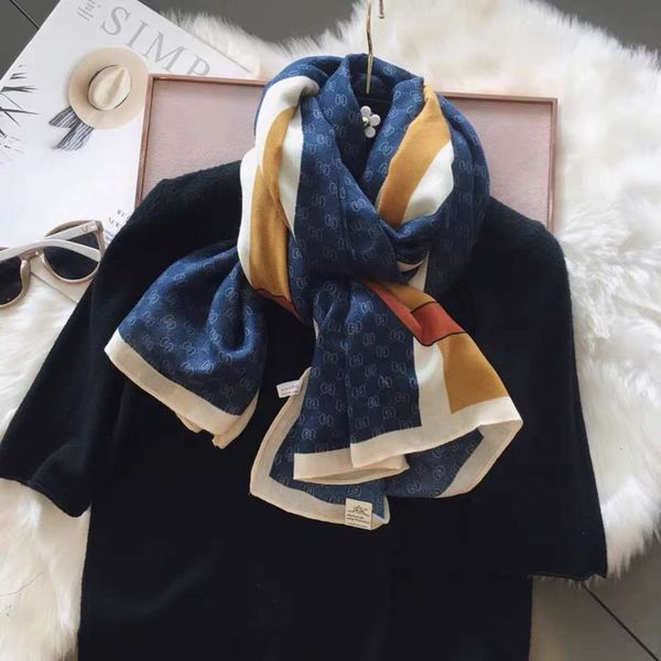 2020 spring and summer new scarf dual purpose women's long cotton hemp shawl thin korean color matching beach towel, Blue;gray
2020 spring and summer new scarf dual purpose women's long cotton hemp shawl thin korean color matching beach towel, Blue;gray