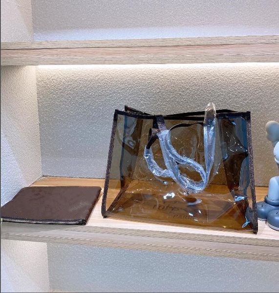 fashion design jelly shoulder bag clear transparent bucket pvc tote handbag for bags
fashion design jelly shoulder bag clear transparent bucket pvc tote handbag for bags