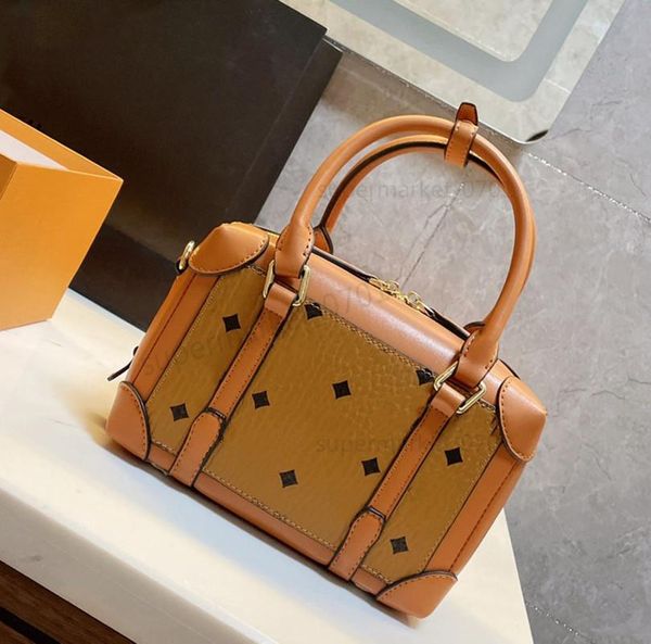 dinner bags fashion women handbag designers letter printing style pillow bag lady straddle one shoulder
dinner bags fashion women handbag designers letter printing style pillow bag lady straddle one shoulder