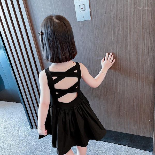 girl's dresses summer style hepburn black sundress in children's 1-year-old european-american 2 back 3 cross 4 halter dress1, Red;yellow
girl's dresses summer style hepburn black sundress in children's 1-year-old european-american 2 back 3 cross 4 halter dress1, Red;yellow