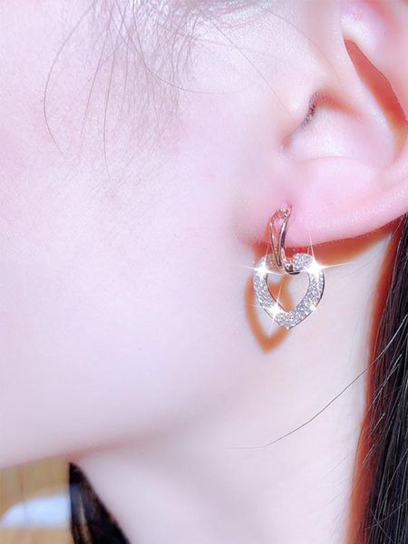 stud korean style exquisite earrings luxury cz wedding party flash rhinestone heart rometry charm accessories, Golden;silver
stud korean style exquisite earrings luxury cz wedding party flash rhinestone heart rometry charm accessories, Golden;silver