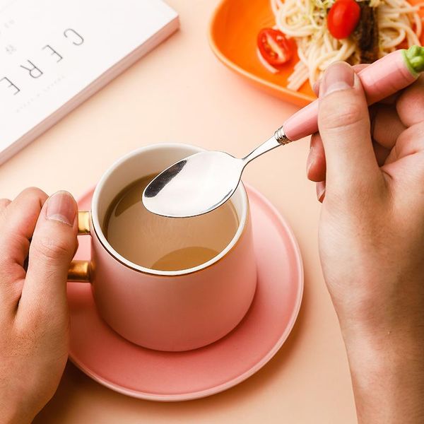 spoons coffee spoon tableware set stainless steel ceramic handle fruit ice cream sweetheart fashion
spoons coffee spoon tableware set stainless steel ceramic handle fruit ice cream sweetheart fashion