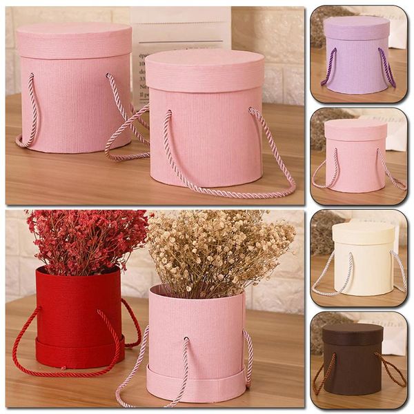 gift wrap round flower paper boxes lid hug florist box candy bar hold bucket packaging party wedding supplies storage
gift wrap round flower paper boxes lid hug florist box candy bar hold bucket packaging party wedding supplies storage