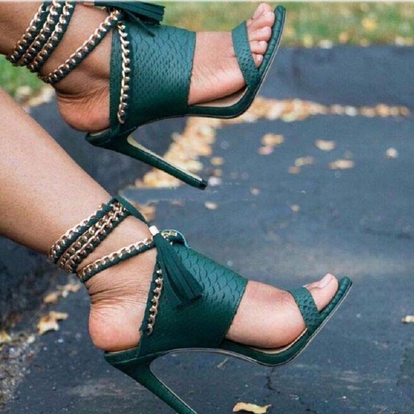 new summer women high heels sandals fringe lace up platform ladies shoes open toe chain ankle strap party wedding sandals, Black
new summer women high heels sandals fringe lace up platform ladies shoes open toe chain ankle strap party wedding sandals, Black