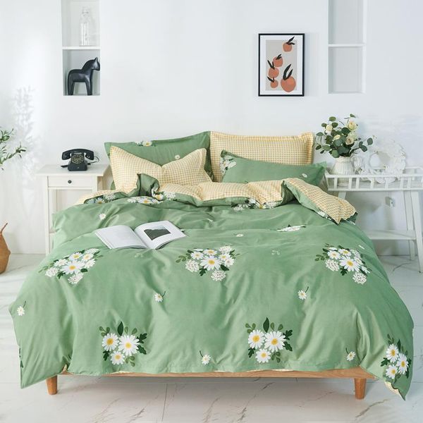 bedding sets fashion luxury cartoon printing single king pattern green flower duvet cover flat sheet pillowcase
bedding sets fashion luxury cartoon printing single king pattern green flower duvet cover flat sheet pillowcase