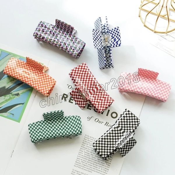 elegant women plaid hair claw clips large acrylic geometric black white grab barrette hairpin hair clamps girls hair accessories, Golden;silver
elegant women plaid hair claw clips large acrylic geometric black white grab barrette hairpin hair clamps girls hair accessories, Golden;silver