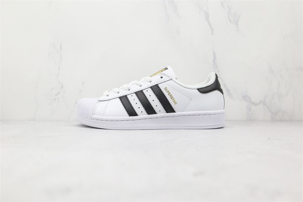 multicolor shell head classic small white board shoes sneakers shoes men's and women's sports christmas gifts delivery 35-44yards
multicolor shell head classic small white board shoes sneakers shoes men's and women's sports christmas gifts delivery 35-44yards