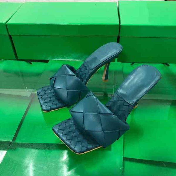 70% off wholesale flip-flops shoes luxury woven summer slippers women's thin high heels single shoulder sandals size 35-42 shoes women, Black
70% off wholesale flip-flops shoes luxury woven summer slippers women's thin high heels single shoulder sandals size 35-42 shoes women, Black