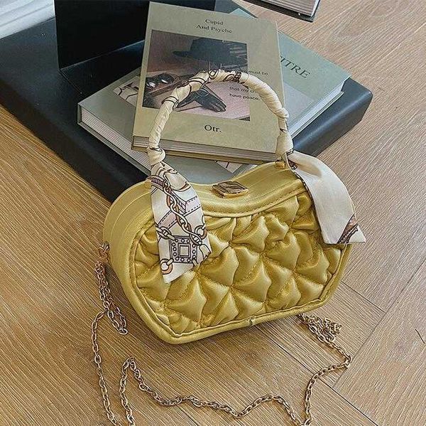 factory outlet women bags winter personality plaid shoulder fold handbags sweet printed silk scarf handbag street trend thread plaids hard b
factory outlet women bags winter personality plaid shoulder fold handbags sweet printed silk scarf handbag street trend thread plaids hard b
