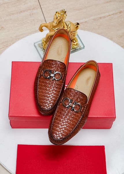 2019 men designer dress shoe men formal shoes leather luxury fashion groom wedding shoes men oxford shoes dress plus size 38-45, Black
2019 men designer dress shoe men formal shoes leather luxury fashion groom wedding shoes men oxford shoes dress plus size 38-45, Black