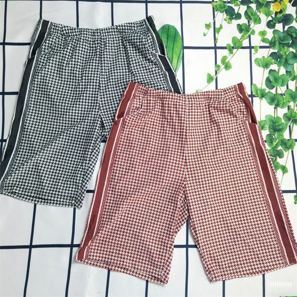 men's swimming trunks quick dry swimwear beach swallow gird shorts man with pockets and mesh lining swimwear beachwear for men, White;black
men's swimming trunks quick dry swimwear beach swallow gird shorts man with pockets and mesh lining swimwear beachwear for men, White;black