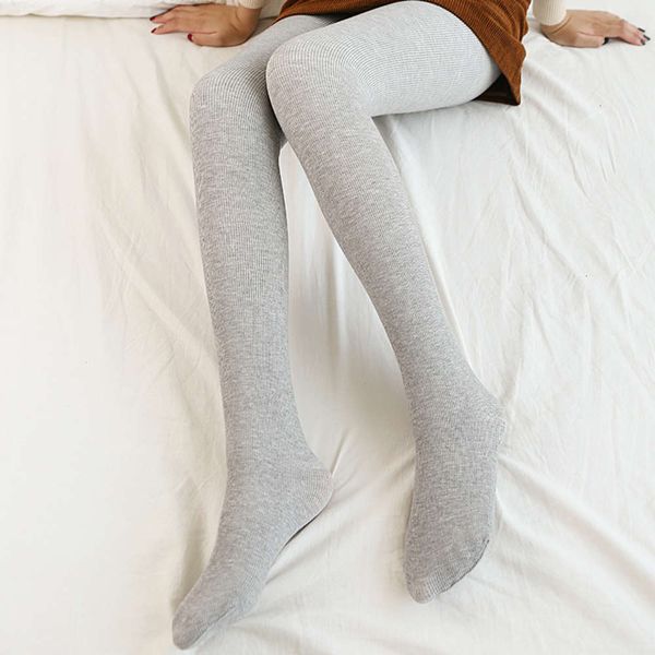 body sculpting thickened winter new pantyhose women's combed cotton autumn and plush pants 330g vertical strip thin warm bottoms, Black
body sculpting thickened winter new pantyhose women's combed cotton autumn and plush pants 330g vertical strip thin warm bottoms, Black