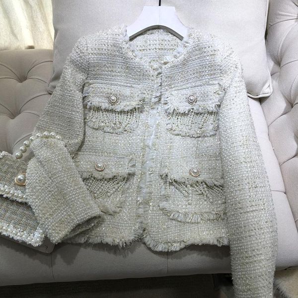 women's jackets 2021 women beige tweed o-neck jacket pocket tassel short cardigant coat female's coats woman elegant outwear, Black;brown
women's jackets 2021 women beige tweed o-neck jacket pocket tassel short cardigant coat female's coats woman elegant outwear, Black;brown
