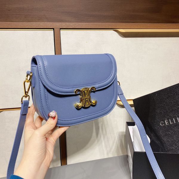 wholesale triumphal arch saddle celinsebox tofu simple one shoulder messenger bag candy color trend fashion bag luxuryss designerss yw
wholesale triumphal arch saddle celinsebox tofu simple one shoulder messenger bag candy color trend fashion bag luxuryss designerss yw