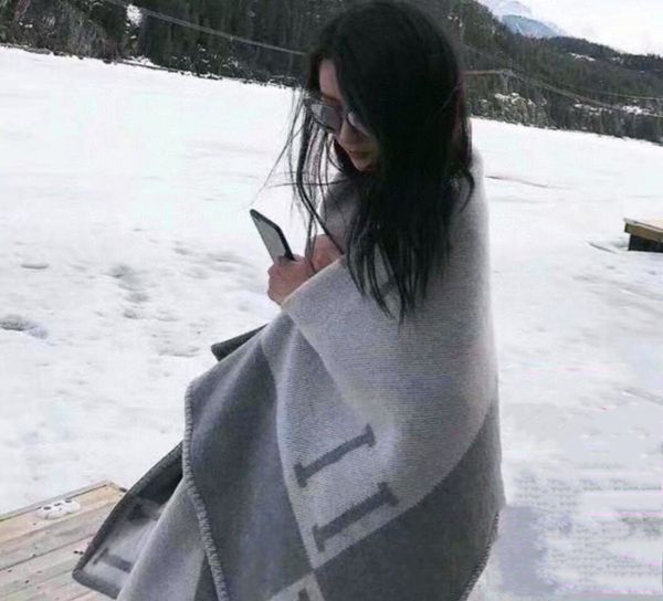 women cashmere shawl spring cover nap flying blanket multi-purpose ins letter travel el classic design cool cloak split warm th258u, Blue;gray
women cashmere shawl spring cover nap flying blanket multi-purpose ins letter travel el classic design cool cloak split warm th258u, Blue;gray