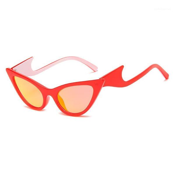 vintage luxury cat eye sunglasses women small size brand designer fashion retro ladies sun glasses female purple red, White;black
vintage luxury cat eye sunglasses women small size brand designer fashion retro ladies sun glasses female purple red, White;black