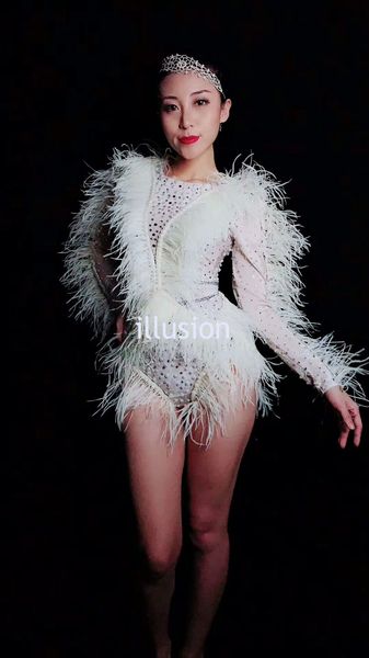 glisten sliver rhinestones pearls feather fringes bodysuit womens birthday nightclub party outfit female singer dance costumes, Black;red
glisten sliver rhinestones pearls feather fringes bodysuit womens birthday nightclub party outfit female singer dance costumes, Black;red