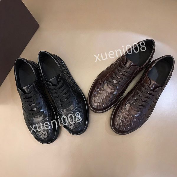 2021 new triple s clear sole men women platform shoes fashion paris sneakers black white neon green pink mens trainers casual jogging walkin, Red;white
2021 new triple s clear sole men women platform shoes fashion paris sneakers black white neon green pink mens trainers casual jogging walkin, Red;white