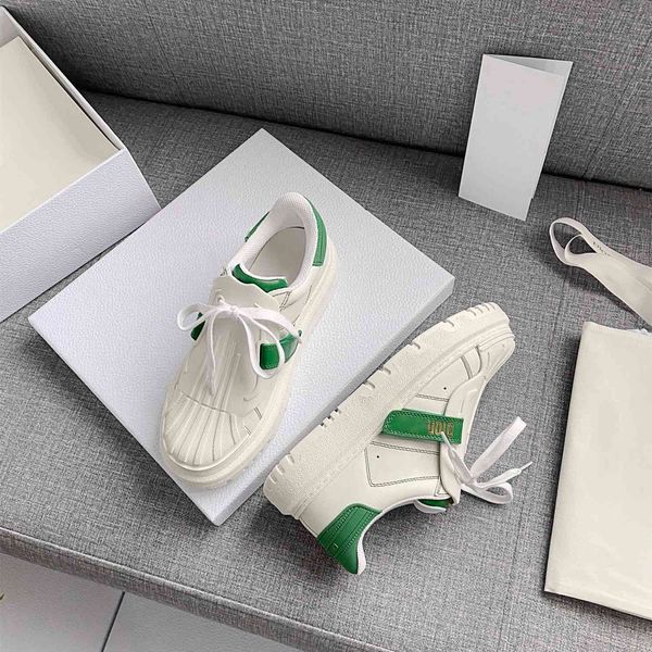 in the summer 2021, new family small white shoes with shell head, thick bottom, inner raised leisure board shoes, net red, Black
in the summer 2021, new family small white shoes with shell head, thick bottom, inner raised leisure board shoes, net red, Black