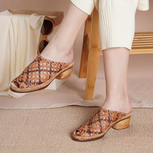 yourseason ladies genuine leather mixed colors peep toe vintage shoes handmade women 2021 summer slippers weave slides, Black
yourseason ladies genuine leather mixed colors peep toe vintage shoes handmade women 2021 summer slippers weave slides, Black