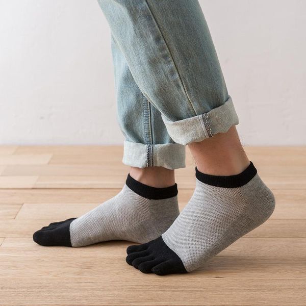 men's socks cotton five-finger short spring and summer ultra-thin mesh split toe solid color comfortable deodorant, Black
men's socks cotton five-finger short spring and summer ultra-thin mesh split toe solid color comfortable deodorant, Black