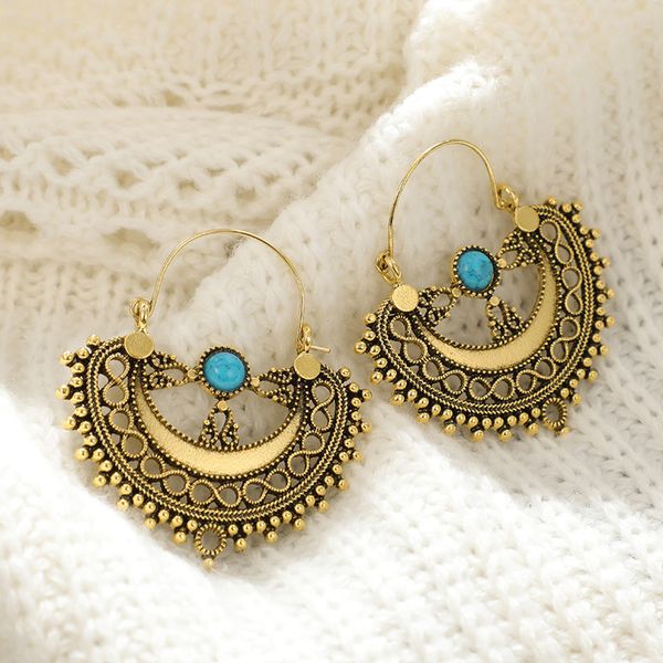 2021 new bohemia moon turquoise earrings vintage hollow women gold silver long earrings fashion jewelry gift
2021 new bohemia moon turquoise earrings vintage hollow women gold silver long earrings fashion jewelry gift