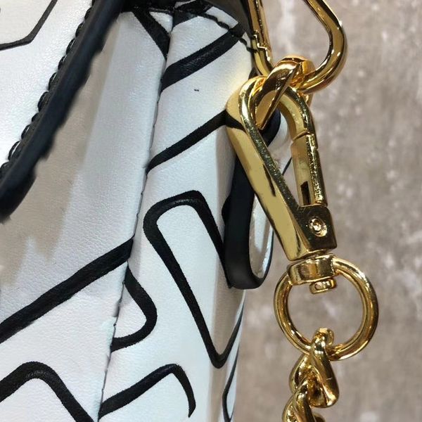 lady cross body bag hand bags messenger bag canvas genuine leather letter fluorescent color matching hasp coin purse
lady cross body bag hand bags messenger bag canvas genuine leather letter fluorescent color matching hasp coin purse