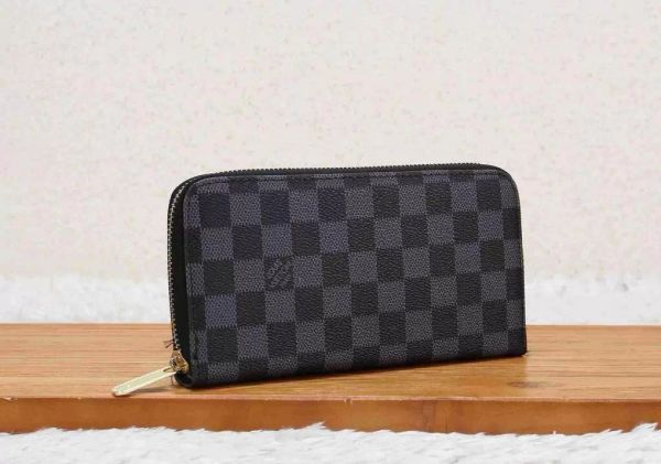 gg's louis's vutton's ysls a-17 shoulder bag single zipper wallet the most stylish cards and coins men leather purse, Red;black
gg's louis's vutton's ysls a-17 shoulder bag single zipper wallet the most stylish cards and coins men leather purse, Red;black
