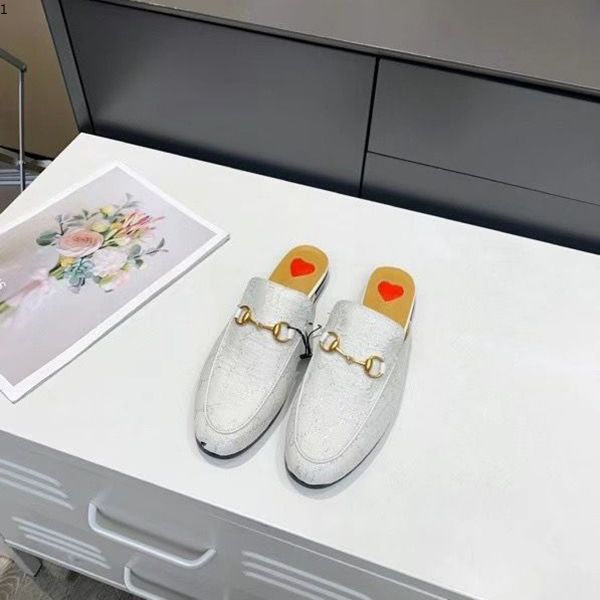 2021 princetown slippers women genuine leather slipper flats mules loafers buckle colour printing ladies summer casual shoes mjk001, Black
2021 princetown slippers women genuine leather slipper flats mules loafers buckle colour printing ladies summer casual shoes mjk001, Black