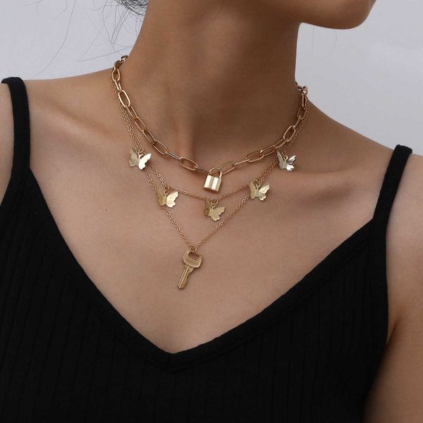 fashion butterfly multi-layer creative lock alloy jewelry simple key necklace, Silver
fashion butterfly multi-layer creative lock alloy jewelry simple key necklace, Silver
