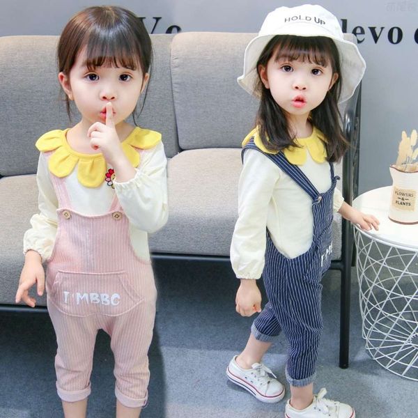 wear baby's striped suspenders girl's sweet spring and autumn new korean children's lapel long sleeve t-shirt two piece set, Blue 
wear baby's striped suspenders girl's sweet spring and autumn new korean children's lapel long sleeve t-shirt two piece set, Blue