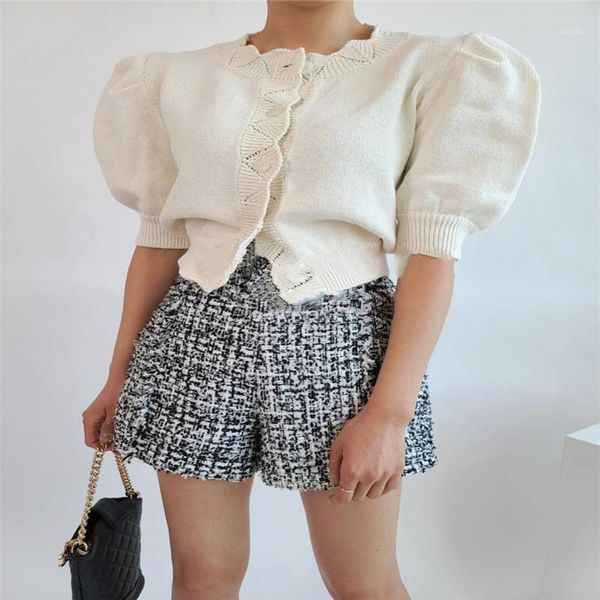women's blouses & shirts korean version of simple solid color knitted crochet buttoned puff sleeve short top, White
women's blouses & shirts korean version of simple solid color knitted crochet buttoned puff sleeve short top, White