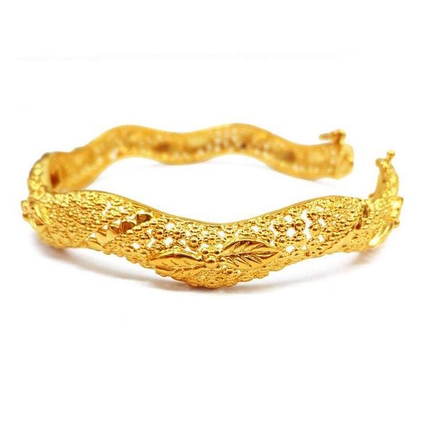 chic curve bangle yellow gold filled leaves patttern bracelets women fashion jewelry gift, Black
chic curve bangle yellow gold filled leaves patttern bracelets women fashion jewelry gift, Black