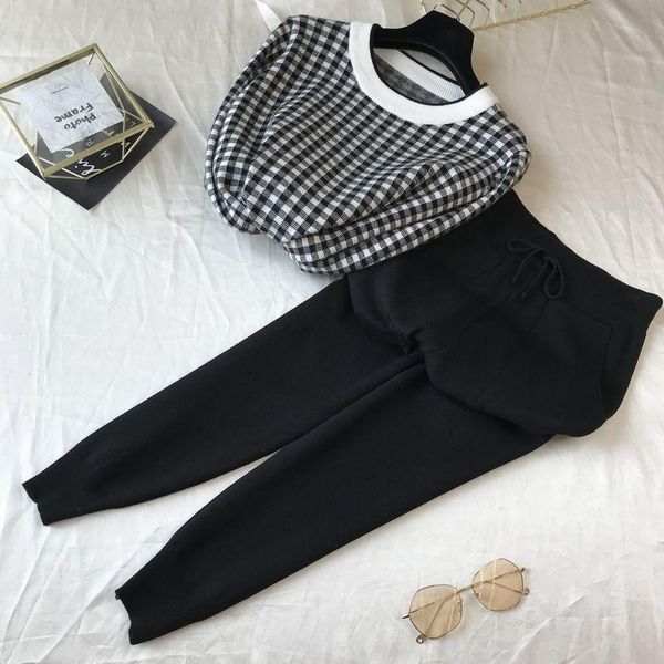 retro literary style 2021 spring autumn plaid o neck pullovers knitting + elastic waist long trousers women two-piece sets, White
retro literary style 2021 spring autumn plaid o neck pullovers knitting + elastic waist long trousers women two-piece sets, White