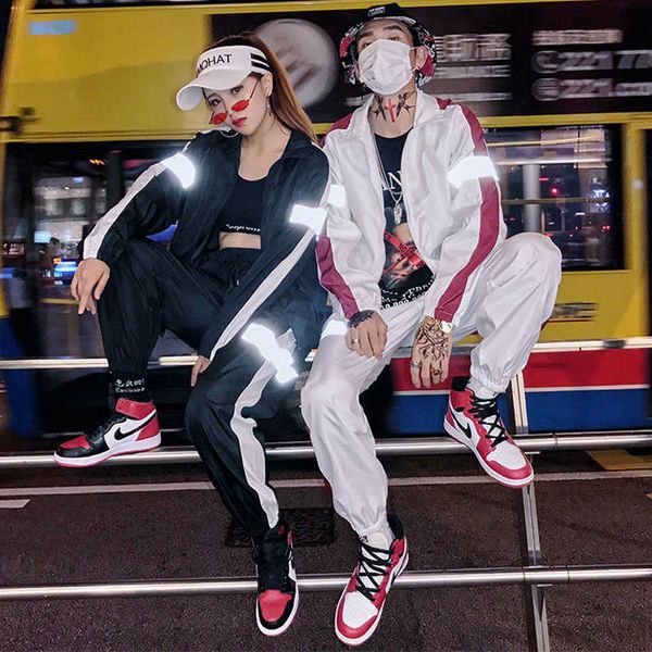 2021 hip hop reflecting women's set of clothes retrieve jas + broek side striped training suit jogging casual for couple tz12, Gray
2021 hip hop reflecting women's set of clothes retrieve jas + broek side striped training suit jogging casual for couple tz12, Gray