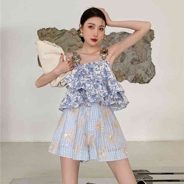 women's tanks & camis metal spaghetti strap summer clothes for women floral porcelain print ruffle puffy crop designer cami 20, White
women's tanks & camis metal spaghetti strap summer clothes for women floral porcelain print ruffle puffy crop designer cami 20, White