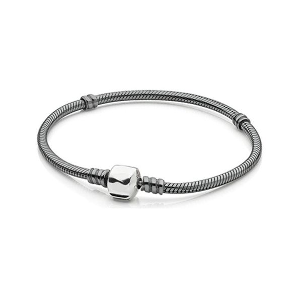 2021 new 100% 925 sterling silver classic bracelet clear cz charm bead fit diy original fashion bracelets factory wholesale jewelry gift1233, Golden;silver
2021 new 100% 925 sterling silver classic bracelet clear cz charm bead fit diy original fashion bracelets factory wholesale jewelry gift1233, Golden;silver