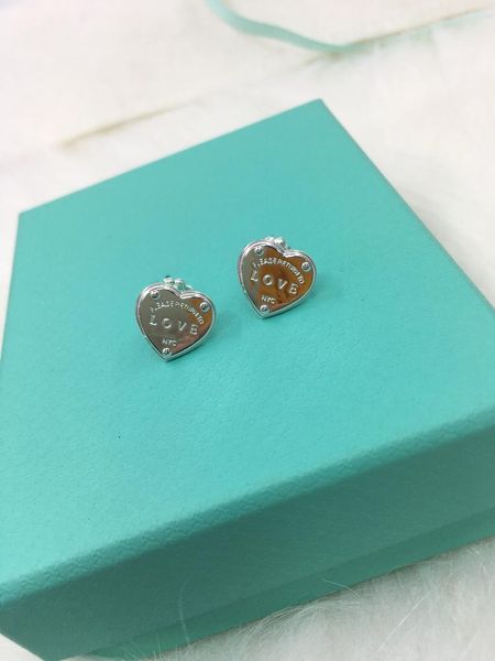 stud 1:1 men's and women's fashion brand heart-shaped tag earrings gift, Golden;silver
stud 1:1 men's and women's fashion brand heart-shaped tag earrings gift, Golden;silver