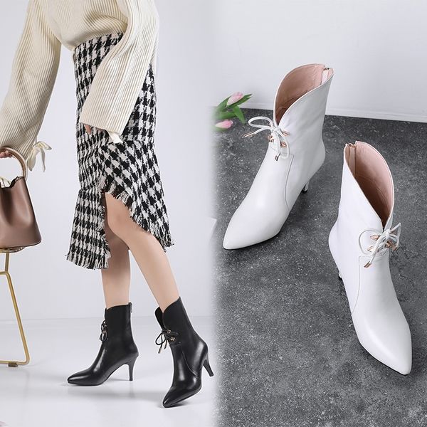 2021 uppermost plus size 22-26.5cm boots for woman 3 women's lace-up shoes back zip g206, Black
2021 uppermost plus size 22-26.5cm boots for woman 3 women's lace-up shoes back zip g206, Black