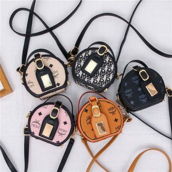 fashion girls bags children single shoulder messenger bag letter printed small round bag korean girl infant accessories h23y89r, Black
fashion girls bags children single shoulder messenger bag letter printed small round bag korean girl infant accessories h23y89r, Black