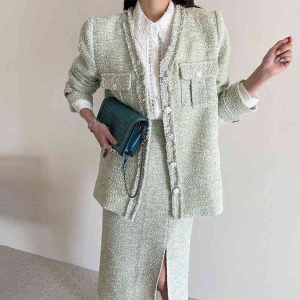 two piece dress korean temperament loose single-breasted v-neck tweed jacket tassel high waist straight split woolen skirt autumn winter 05, White
two piece dress korean temperament loose single-breasted v-neck tweed jacket tassel high waist straight split woolen skirt autumn winter 05, White