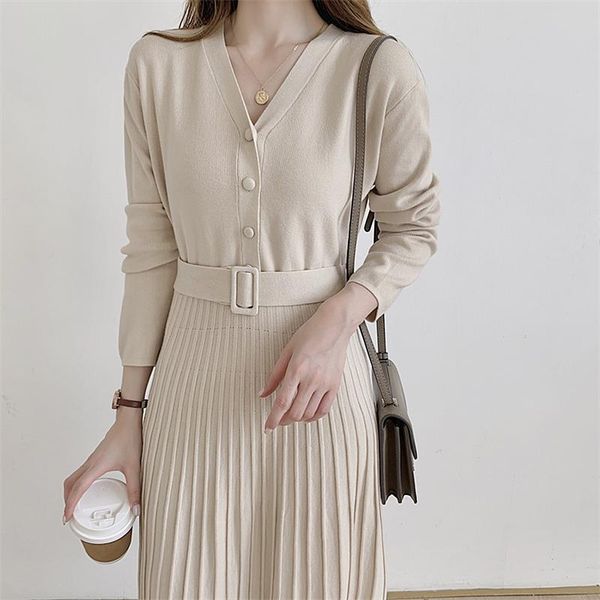 casual dresses 2021 autumn winter long knitted dress women streetwear sleeve pleated sweater plus size elegant vestidos, Black;gray
casual dresses 2021 autumn winter long knitted dress women streetwear sleeve pleated sweater plus size elegant vestidos, Black;gray