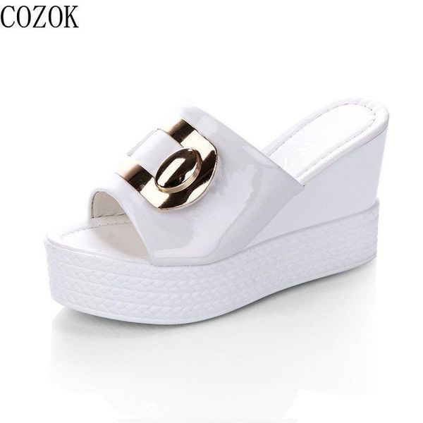fashion women's slippers simple vamp metal decoration trend all-match high-heeled women's slippers 2021, Black