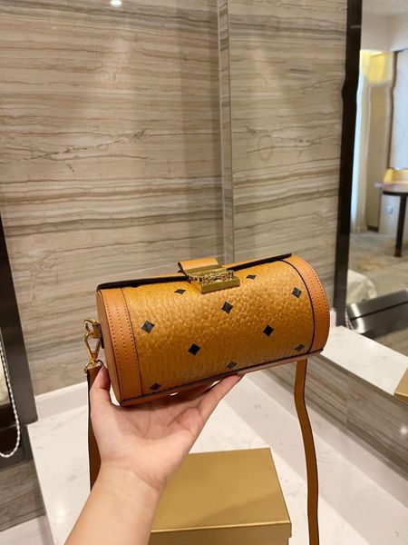 evening bags 2021 fashion cylindrical shoulder bag messenger handbag women's wallet lipstick all-match brand
evening bags 2021 fashion cylindrical shoulder bag messenger handbag women's wallet lipstick all-match brand