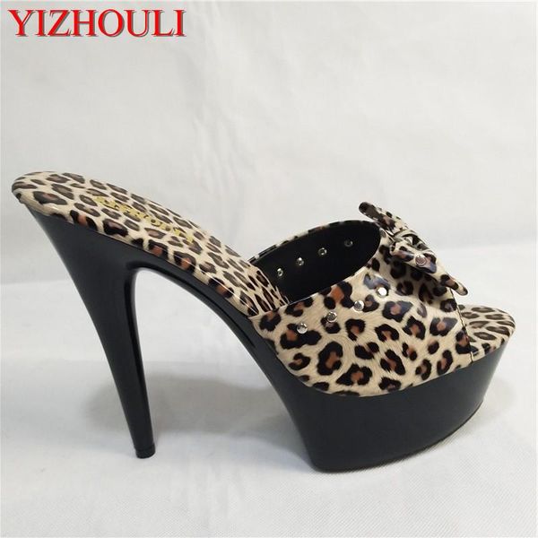 slippers 15cm high heels, bowknot decoration, banquet on stage, leopard print pu materials, sexy, Black
slippers 15cm high heels, bowknot decoration, banquet on stage, leopard print pu materials, sexy, Black