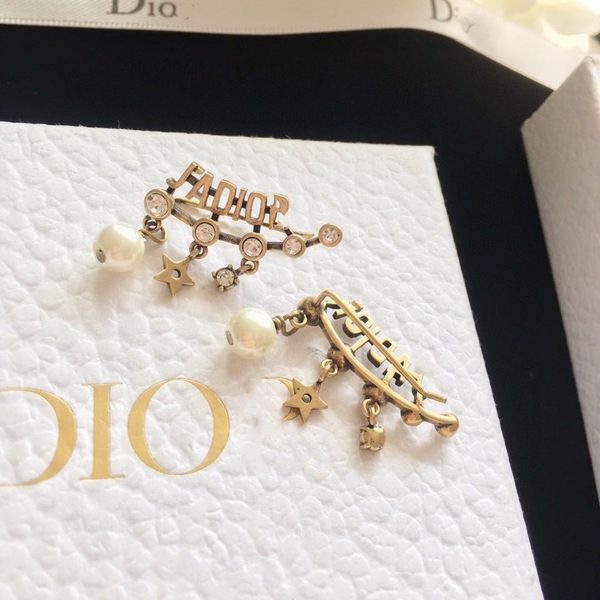 70% off new letter pearl five pointed star ear clip high version simple earrings, Golden;silver
70% off new letter pearl five pointed star ear clip high version simple earrings, Golden;silver