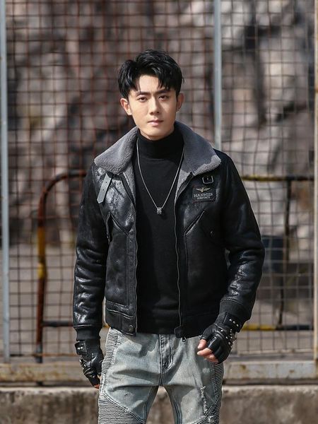 autumn winter men thick coat casual warm leather jacket, Black
autumn winter men thick coat casual warm leather jacket, Black